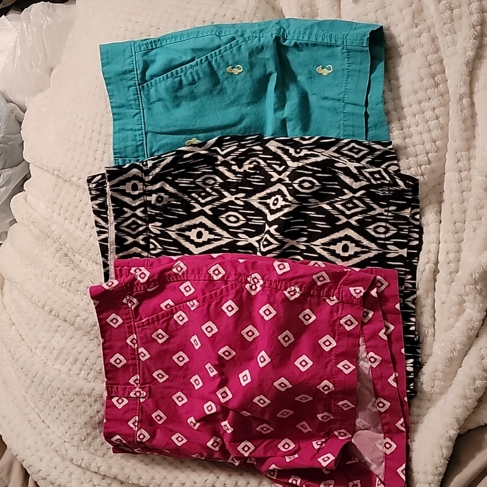 Old Navy Lot of 3 women's shorts Sz. 14